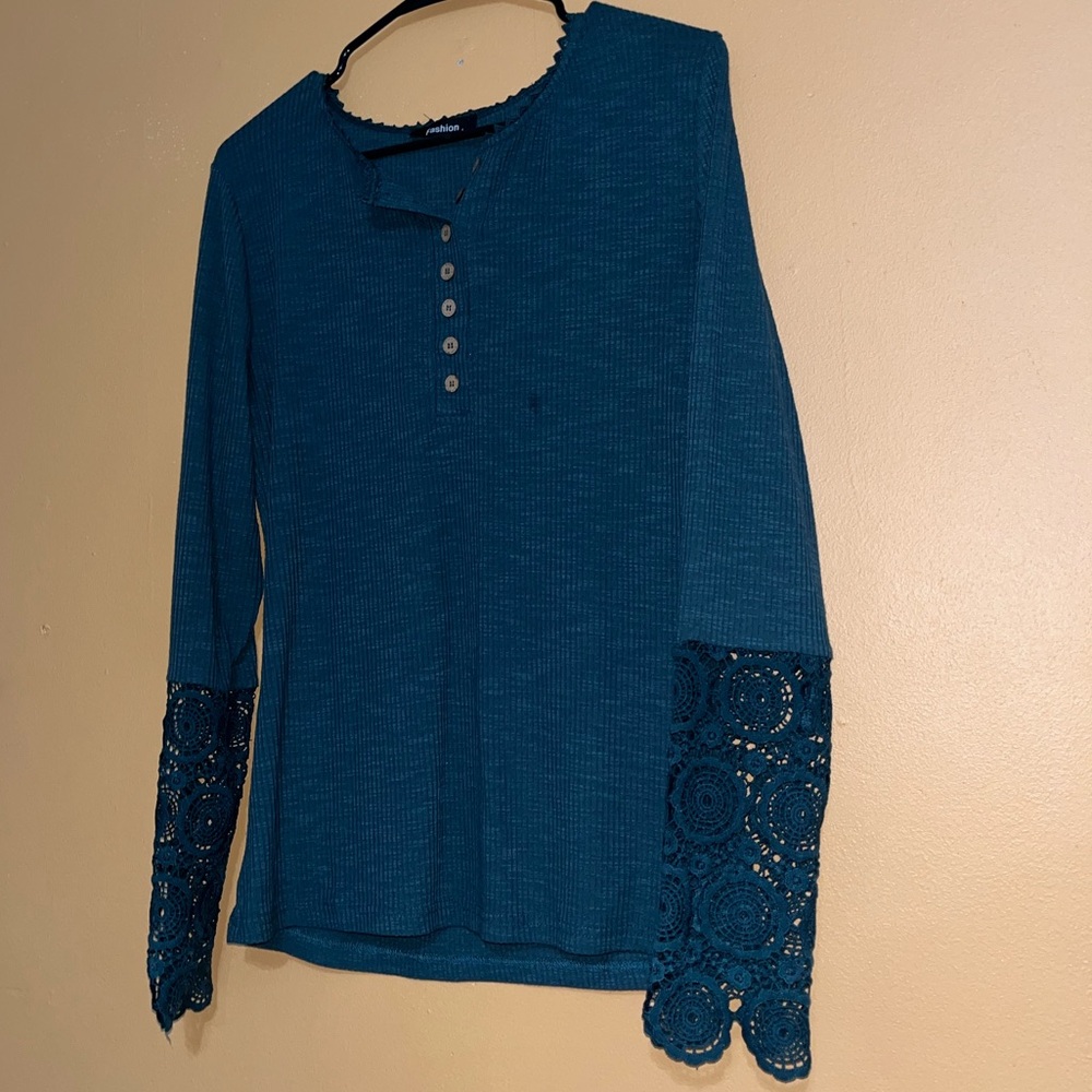 blue lacey long-sleeve